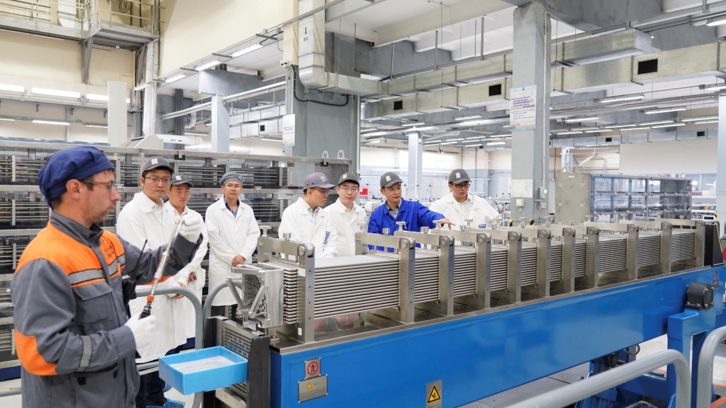 CGNPC-URC және Янцзян атом электр станциясының өкілдері «Үлбі-ЖБҚ» зауытына барды