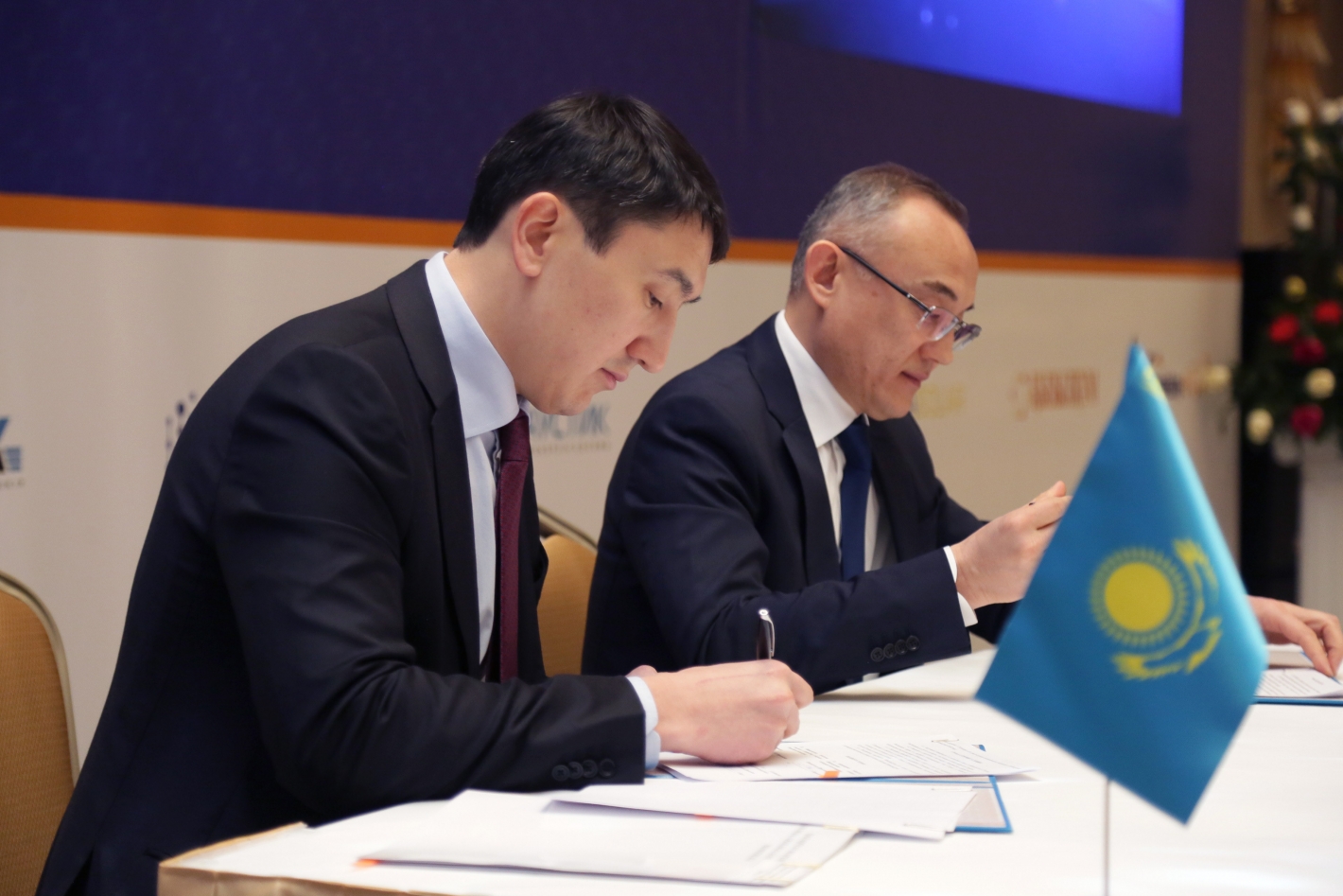 Министерство экологии, геологии и природных ресурсов РК и АО «НАК «Казатомпром» подписали Меморандум о сотрудничестве в области охраны окружающей среды